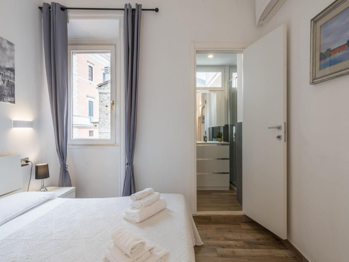 The Best Rent - Elegant Three-bedroom A Few Steps From Fontana Di Trevi Rom